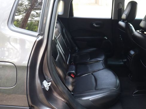 Used 2019 Jeep Compass Limited AWD/4WD image 21
