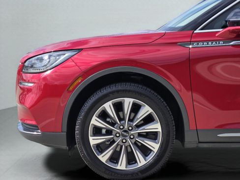 Used 2022 Lincoln Corsair Reserve w/ Elements Package FWD image 35