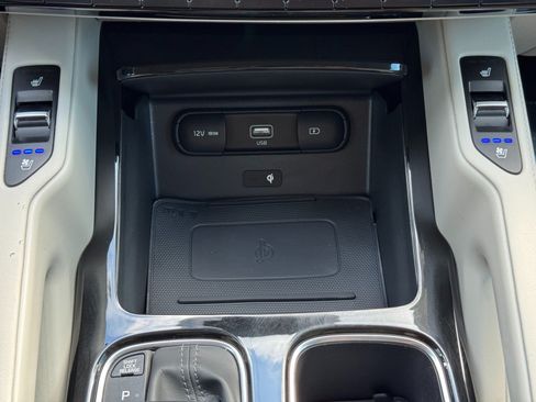 Used 2022 Kia Telluride SX w/ SX Prestige Package AWD/4WD image 29