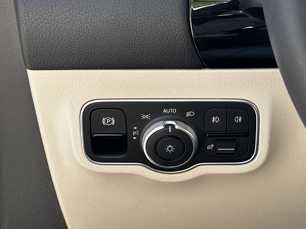 Certified 2026 Mercedes-Benz GLA 250 image 32