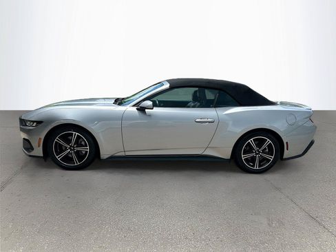 Used 2024 Ford Mustang Premium RWD image 7