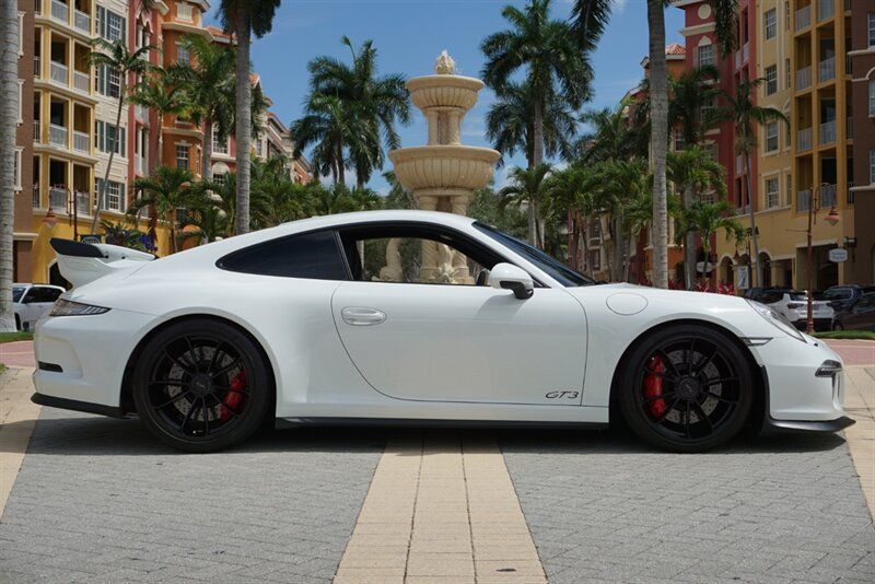 Used 2015 Porsche 911 GT3 RWD image 3