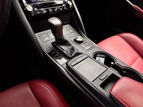 Used 2024 Lexus IS 300 w/ Comfort Package RWD image 13