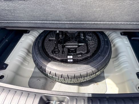 Used 2023 Kia Seltos LX image 39