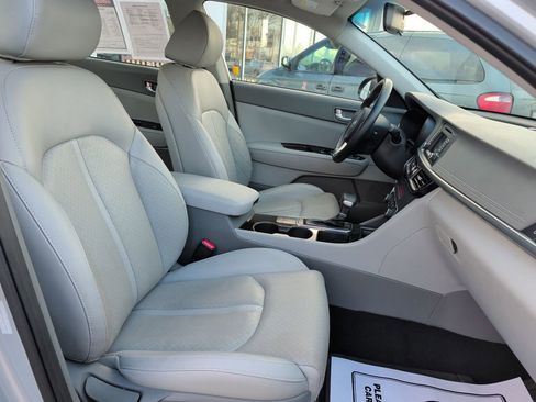 Used 2016 Kia Optima EX image 21