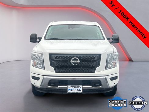 Used 2024 Nissan Titan SV w/ SV Convenience Package image 8