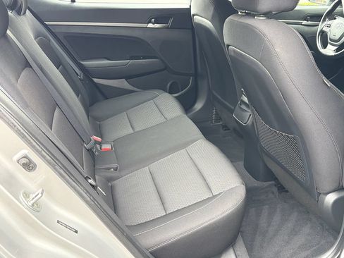 Used 2017 Hyundai Elantra Value Edition FWD image 13
