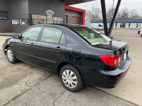 Used 2007 Toyota Corolla S image 2