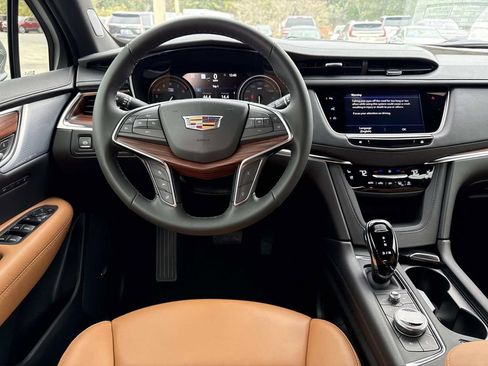 New 2026 Cadillac XT5 Premium Luxury w/ Driver Assist Package image 17