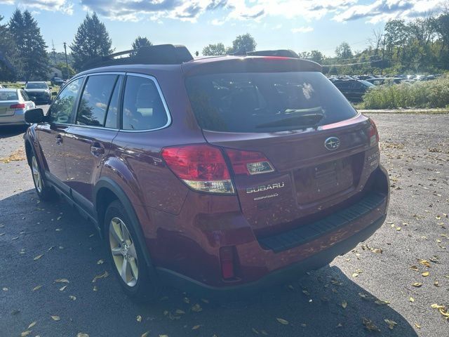 Used 2014 Subaru Outback 2.5i Limited AWD/4WD image 5