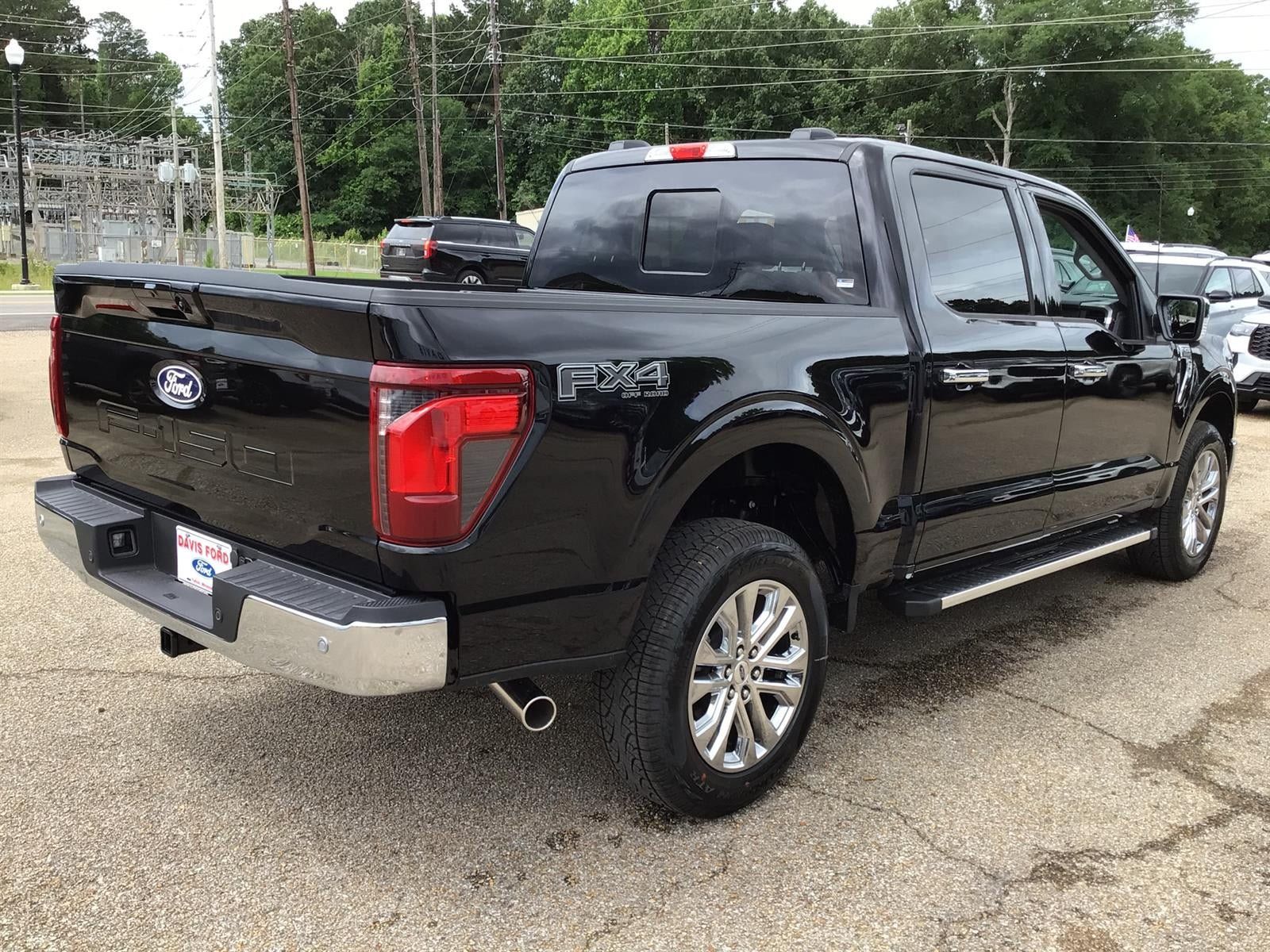 New 2026 Ford F150 XLT w/ Equipment Group 302A MID AWD/4WD image 8