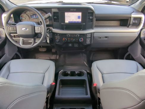 Used 2025 Ford F450 XL w/ 360-Degree Camera Package image 13