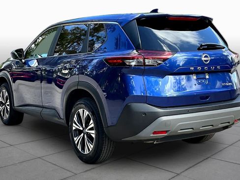 Used 2023 Nissan Rogue SV image 12