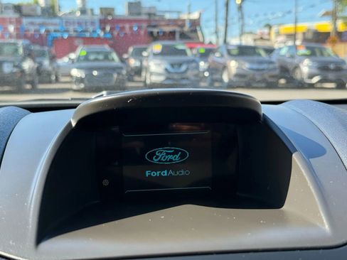 Used 2015 Ford Fiesta SE image 30