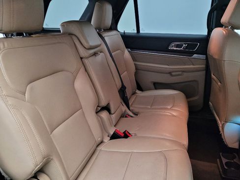 Used 2017 Ford Explorer Limited w/ Equipment Group 301A AWD/4WD image 19