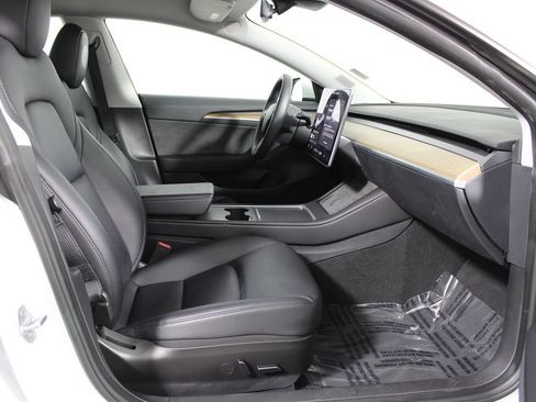 Used 2023 Tesla Model 3 Standard Range RWD image 10