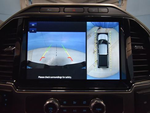 Used 2022 Ford F250 Platinum AWD/4WD image 18