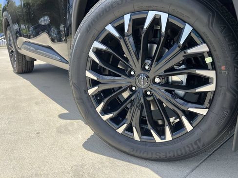 New 2026 Nissan Rogue Dark Armor FWD image 6