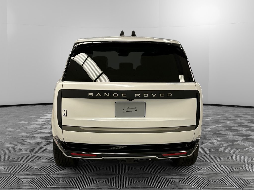 New 2026 Land Rover Range Rover Long Wheelbase SE AWD/4WD image 4