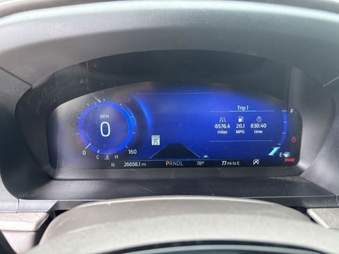 Used 2023 Ford Explorer Platinum w/ Technology Package AWD/4WD image 9