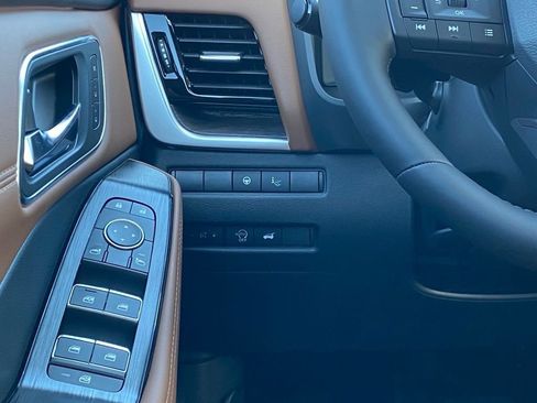 New 2026 Nissan Rogue Platinum w/ Platinum Premium Package AWD/4WD image 24