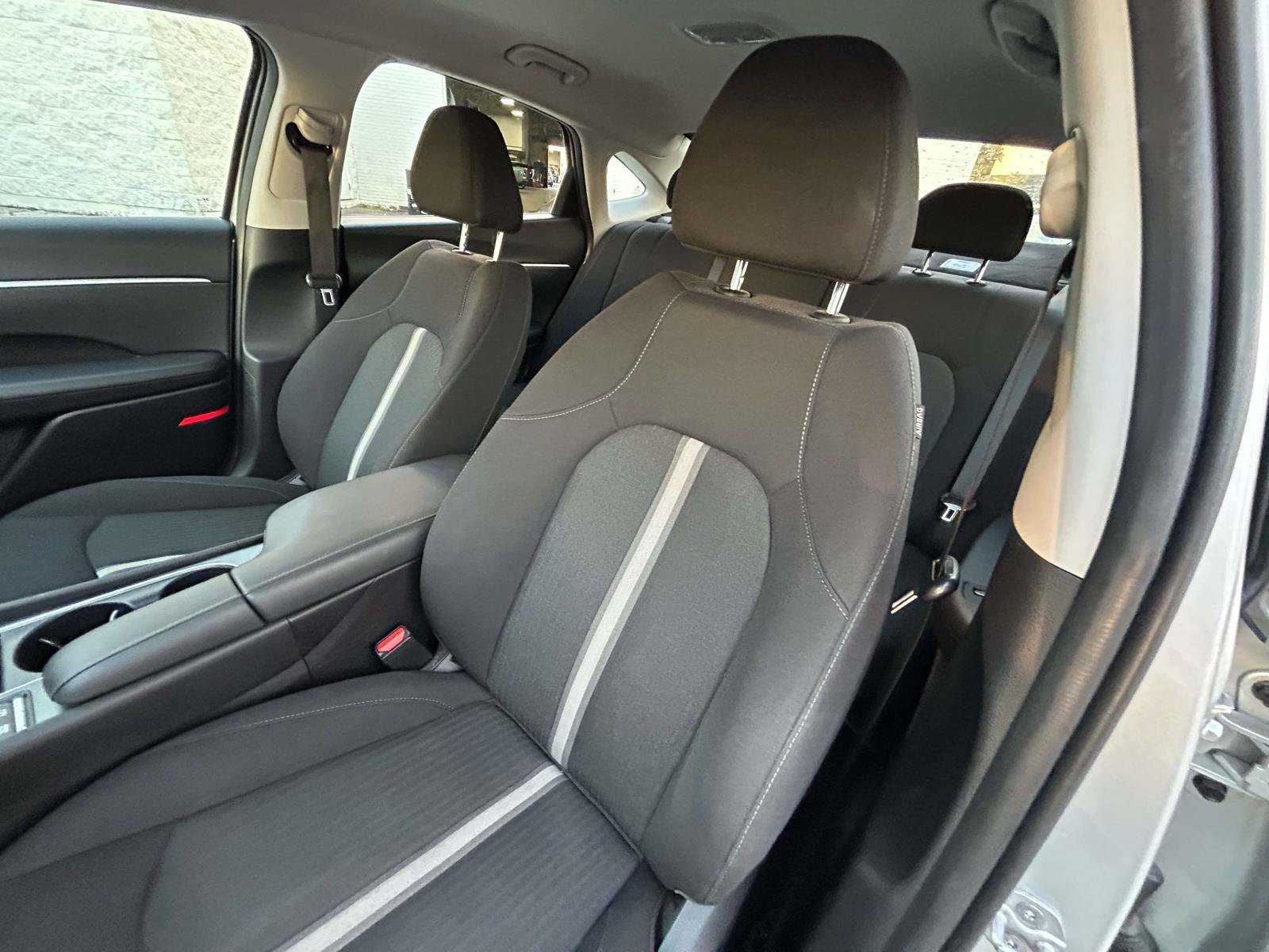 Used 2025 Hyundai Sonata SEL FWD image 17