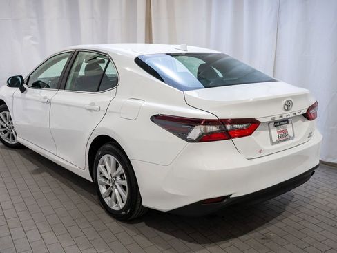 Used 2024 Toyota Camry LE image 4