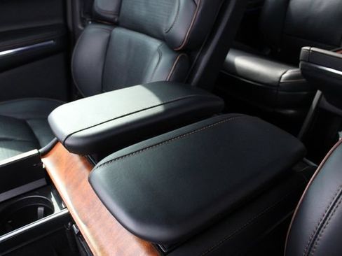 Used 2025 Lincoln Navigator Black Label AWD/4WD image 17