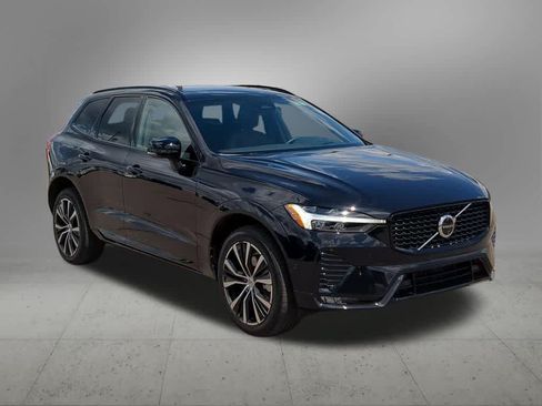 Used 2024 Volvo XC60 B5 Ultimate w/ Protection Package Premier AWD/4WD image 8