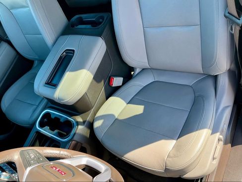 Used 2022 GMC Sierra 1500 SLT w/ SLT Premium Plus Package image 43