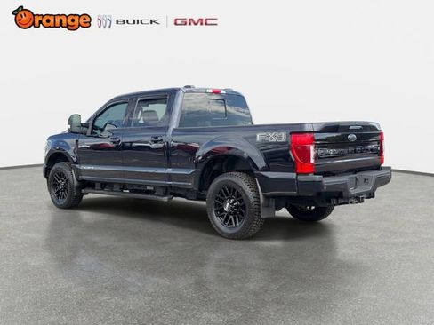Used 2022 Ford F250 Lariat w/ Black Appearance Package AWD/4WD image 5