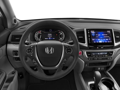 Used 2017 Honda Ridgeline RTL-T image 10