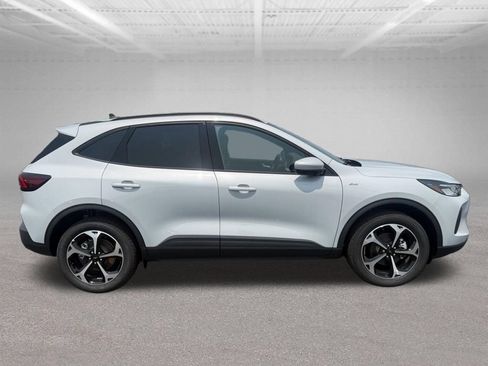 New 2026 Ford Escape ST-Line Select AWD/4WD image 2