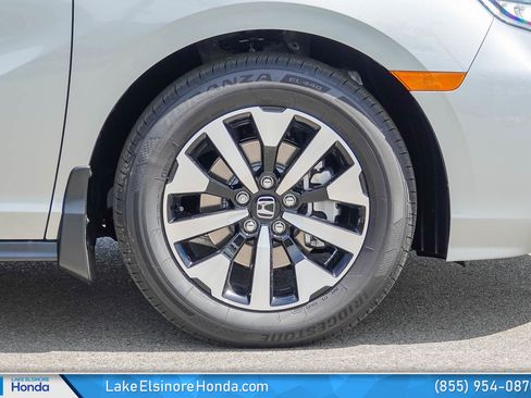 New 2026 Honda Odyssey EX-L image 6