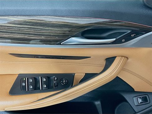 Used 2019 BMW 530i xDrive image 21