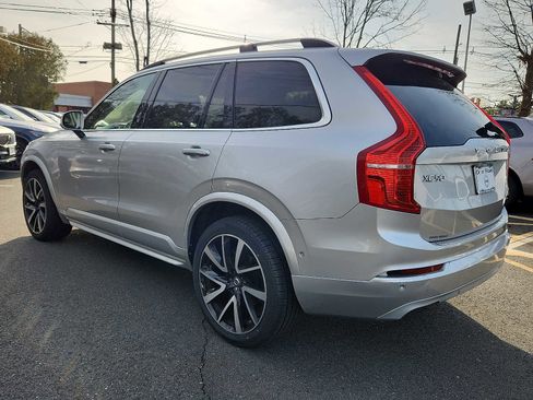 Used 2018 Volvo XC90 T6 Momentum w/ Convenience Package image 4