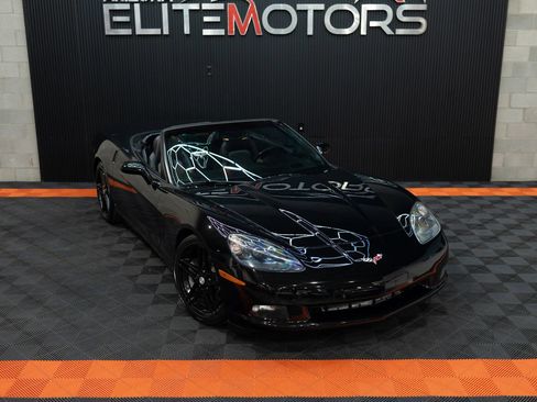 Used 2007 Chevrolet Corvette Convertible w/ Preferred Equipment Group RWD image 4