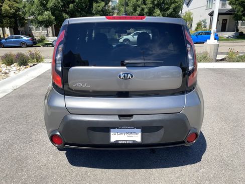 Used 2016 Kia Soul FWD image 5