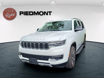 Used 2024 Jeep Wagoneer L Series II w/ Flexible Seating Group