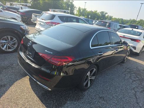 Used 2022 Mercedes-Benz C 300 4MATIC Sedan image 4