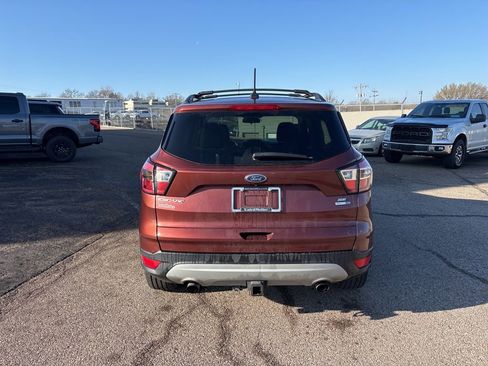 Used 2018 Ford Escape SE w/ SE Sync 3 Package image 6