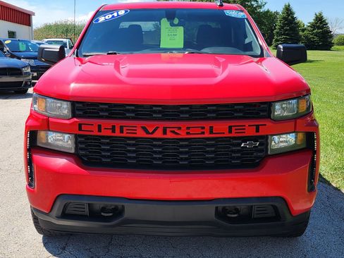 Used 2019 Chevrolet Silverado 1500 Custom w/ Custom Value Package AWD/4WD image 15