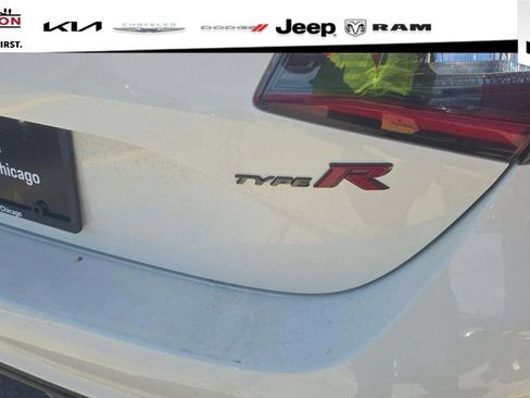 Used 2025 Honda Civic Type R image 5