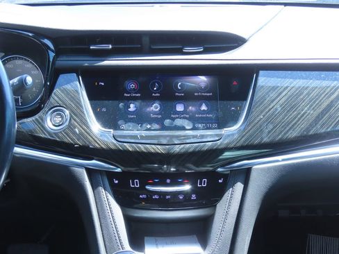 Used 2020 Cadillac XT6 Premium Luxury image 8