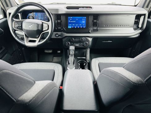 Used 2021 Ford Bronco Big Bend image 25