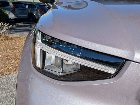 New 2026 Volvo XC40 B4 Core image 10