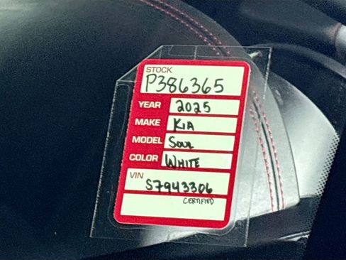 Certified 2025 Kia Soul GT-Line image 26