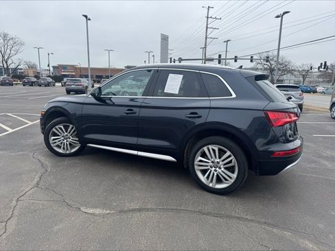 Used 2020 Audi Q5 2.0T Premium Plus w/ Premium Plus Package image 4