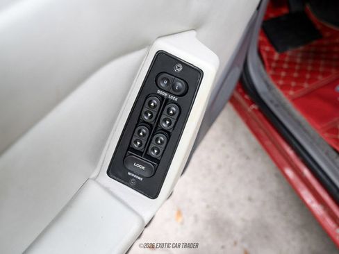 Used 1993 Ford Mustang LX RWD image 42