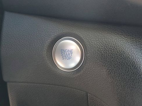 Used 2022 Hyundai Santa Fe SEL w/ Convenience Package image 30